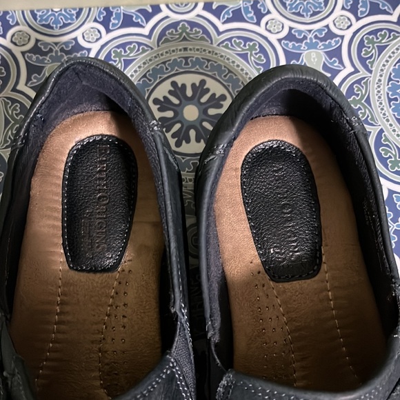 Earth Origins Women's Naya Size 9 Navy Leather Slip On Loafer Comfort Shoes - Picture 8 of 11